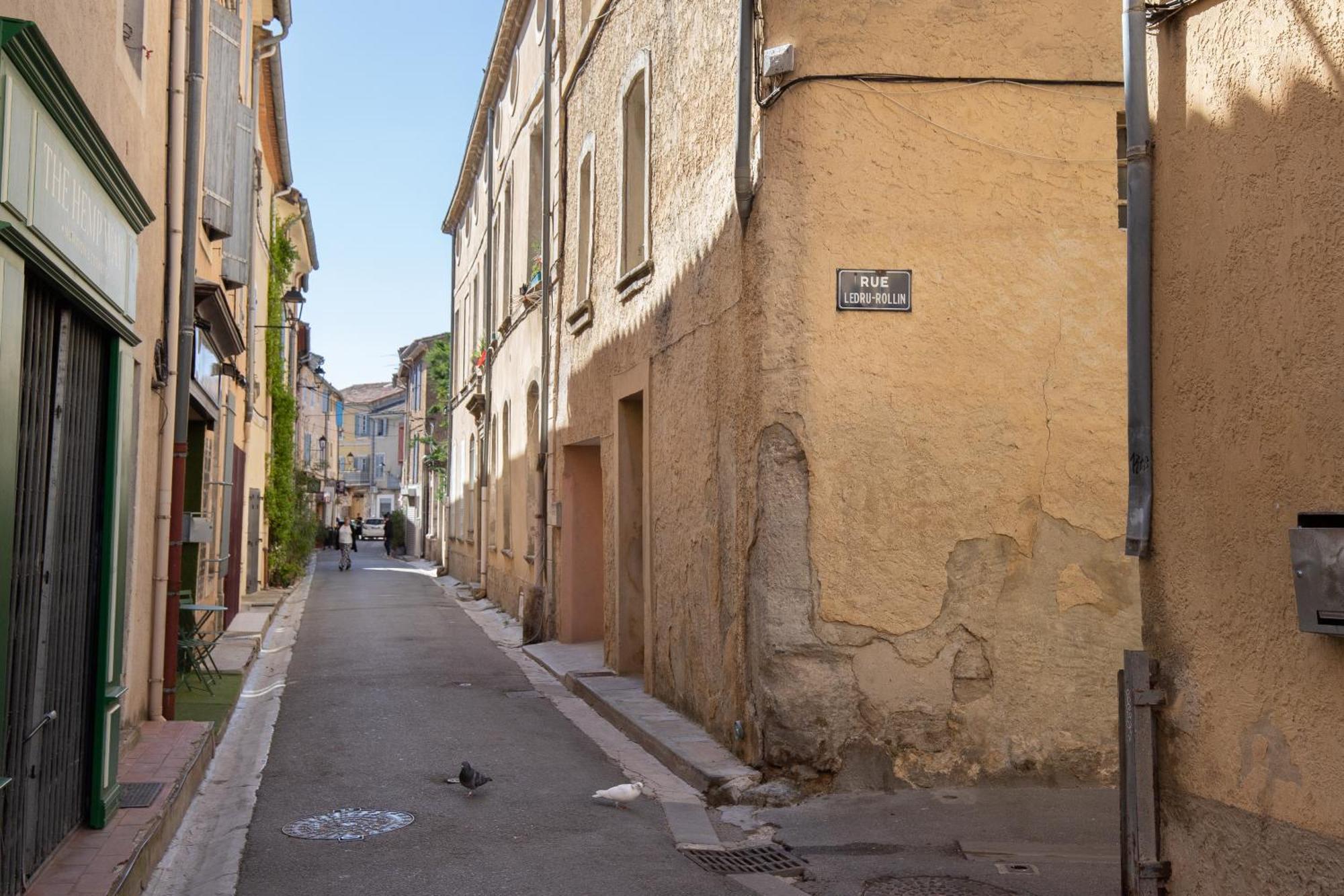La Venise Provencale - Hypercentre - Wifi Daire LʼIsle-sur-la-Sorgue Dış mekan fotoğraf
